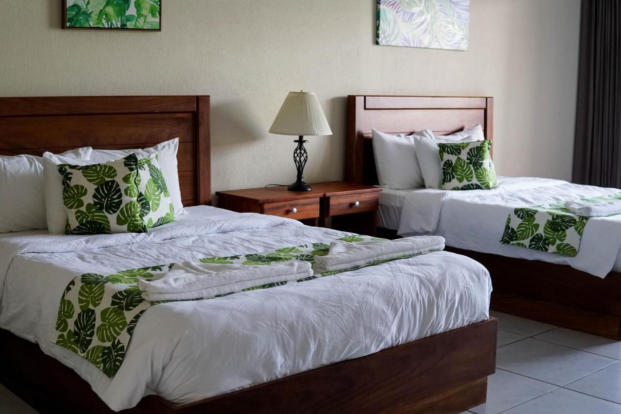 Puerta Del Cielo Quepos Hotel Ngoại thất bức ảnh