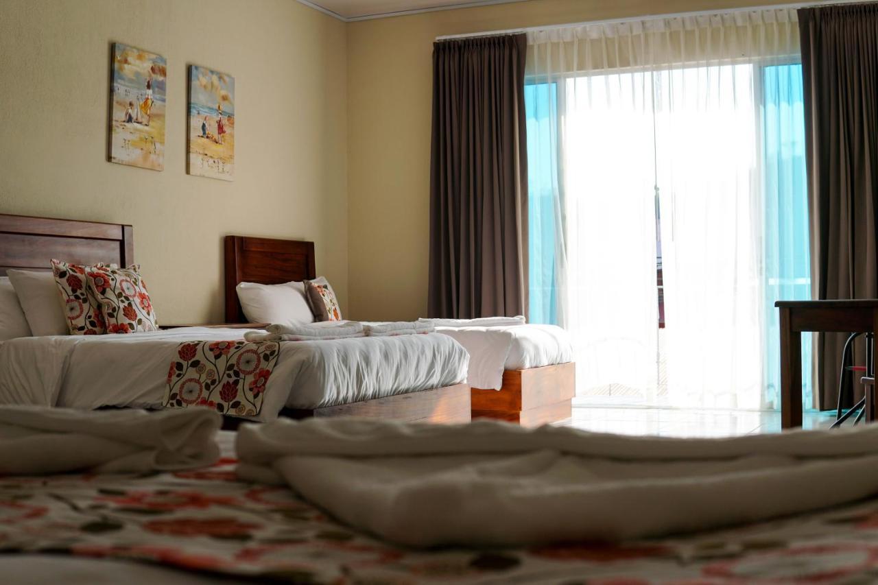 Puerta Del Cielo Quepos Hotel Ngoại thất bức ảnh