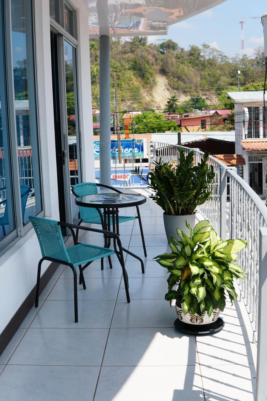 Puerta Del Cielo Quepos Hotel Ngoại thất bức ảnh