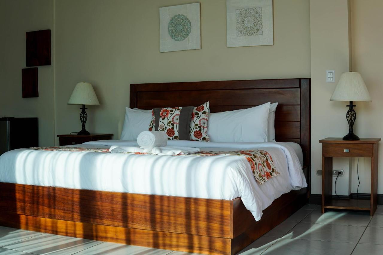 Puerta Del Cielo Quepos Hotel Ngoại thất bức ảnh
