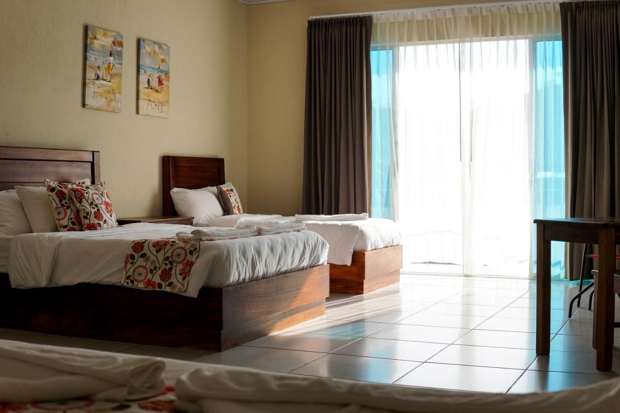 Puerta Del Cielo Quepos Hotel Ngoại thất bức ảnh