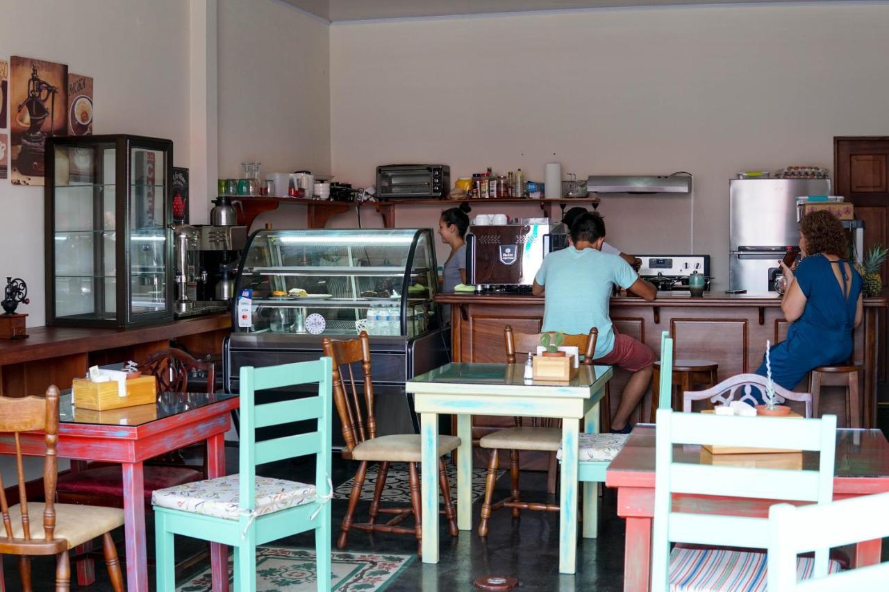 Puerta Del Cielo Quepos Hotel Ngoại thất bức ảnh